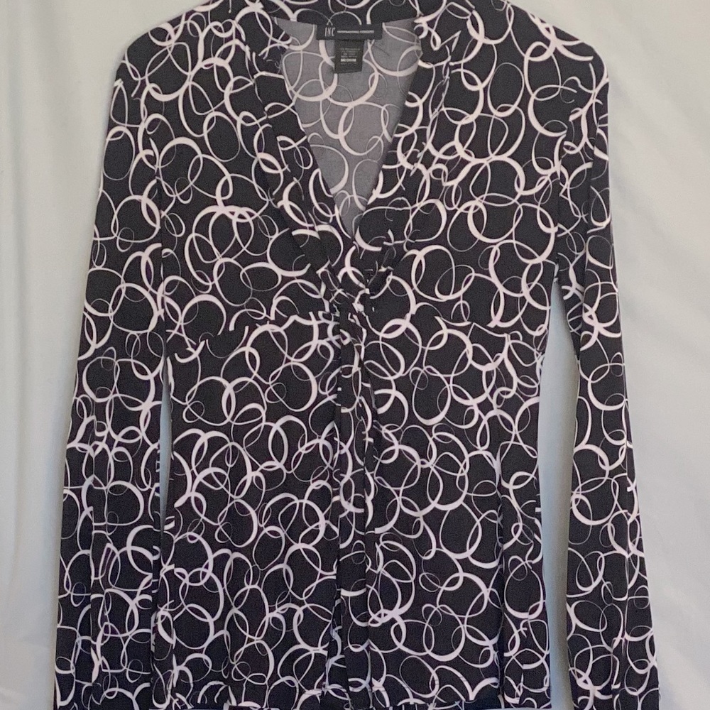 Long sleeved inside button down blouse